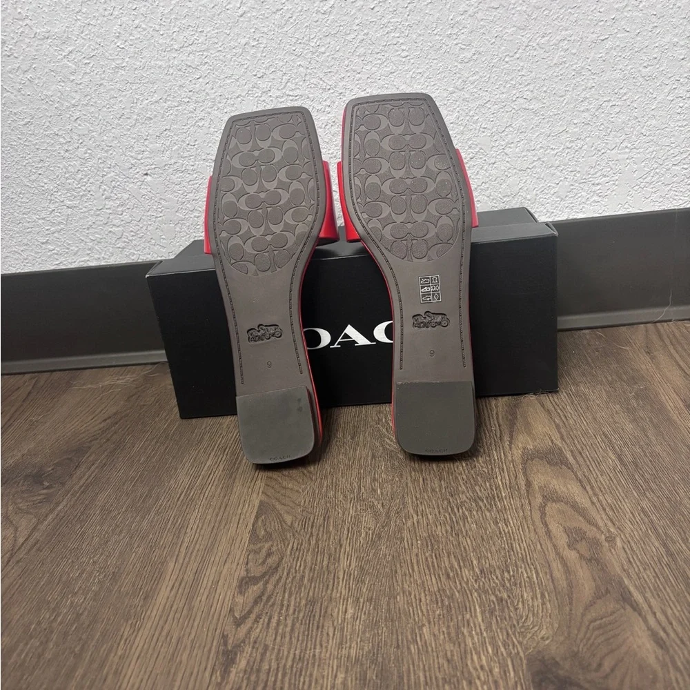 NWT & Box Coach W’s Sz 9 Sculpted C Flat Slip-On Sandals in Sport Red - Picture 15 of 15